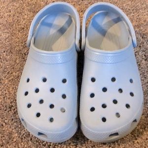 Calcite Blue Crocs. Men SZ 6/ Women’s SZ 8